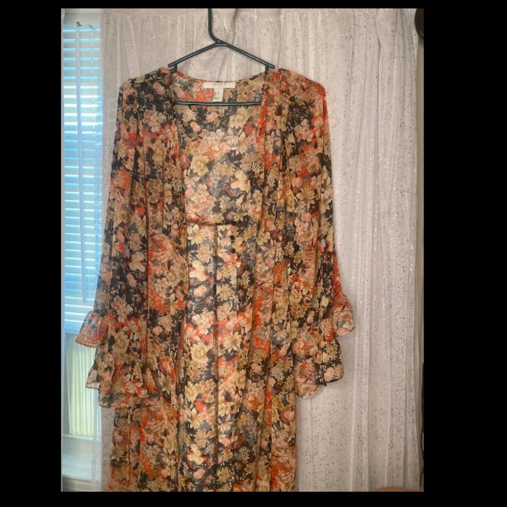 SHEER FLORAL KIMONO